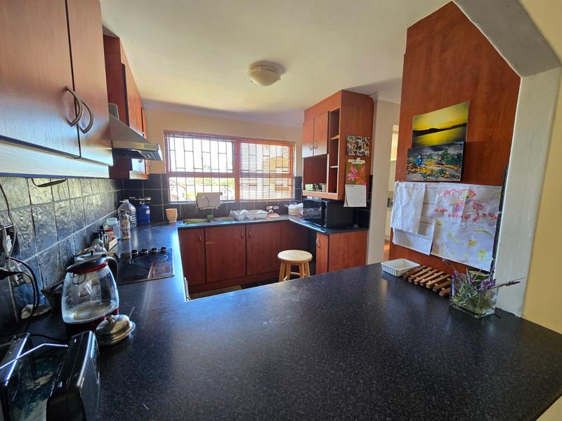 3 Bedroom Property for Sale in Heldervue Western Cape